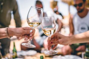 Cheers white wine