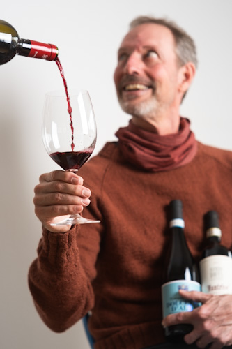 Thomas WSET 3 is served red wine